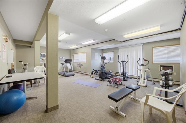 2307-100 Plaza Dr, Winnipeg, MB - Indoor Photo Showing Gym Room