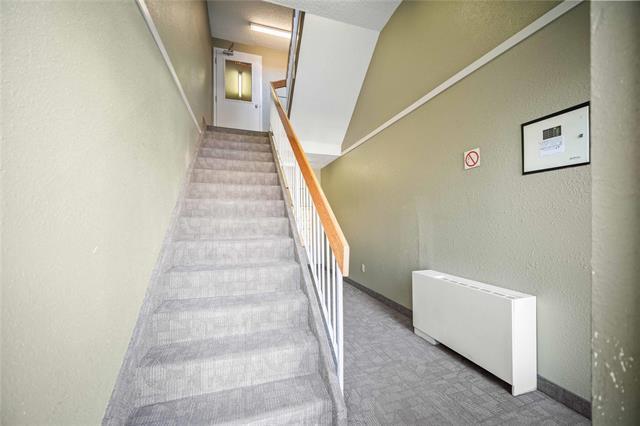 2307-100 Plaza Dr, Winnipeg, MB - Indoor Photo Showing Other Room