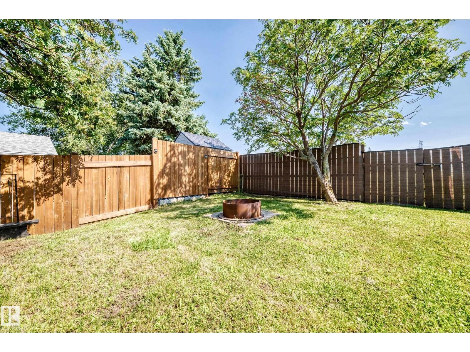 3615 10 Av Nw, Edmonton, AB - Outdoor