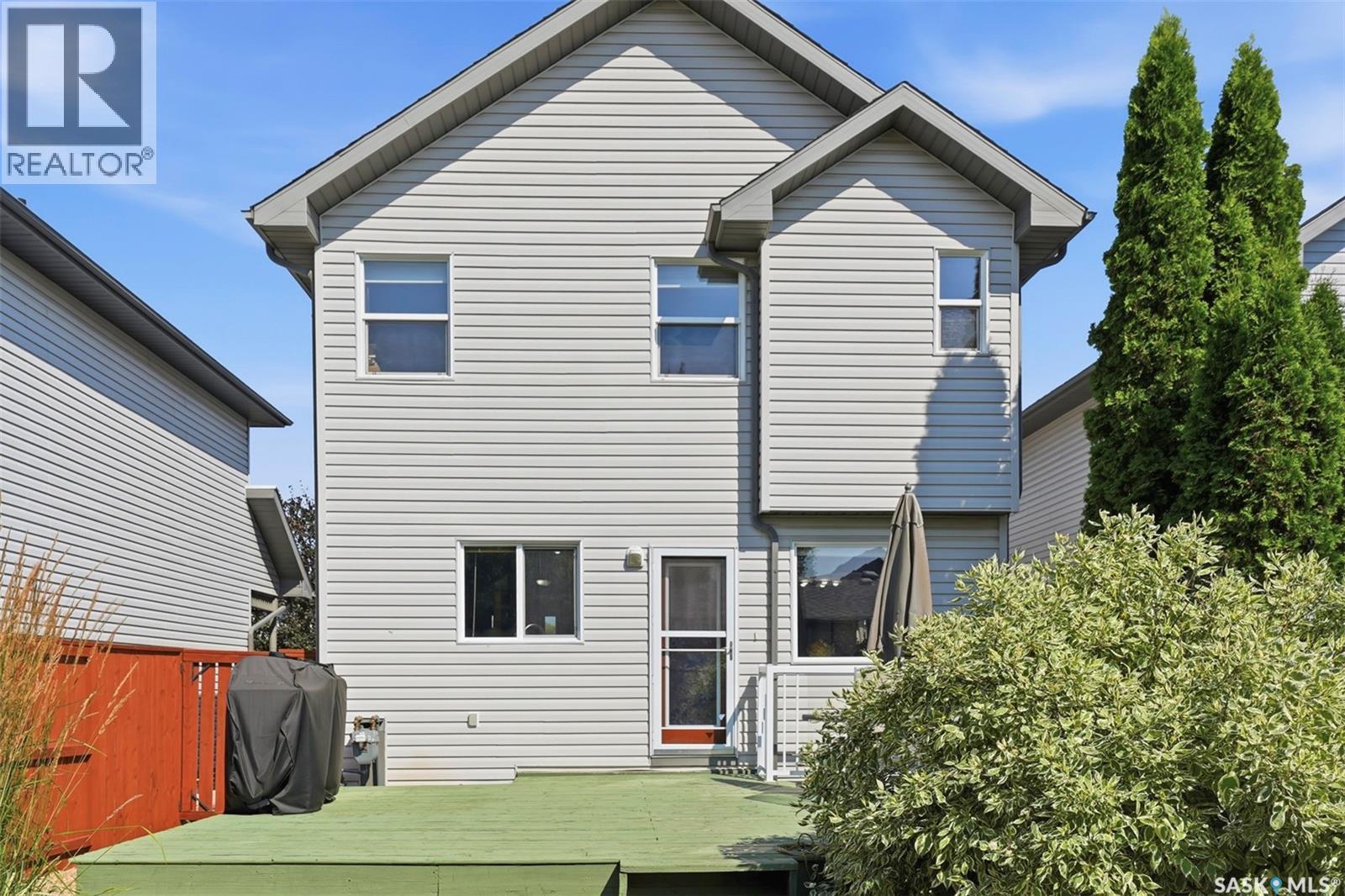 523 Denham Way, Saskatoon, SK - Outdoor With Exterior