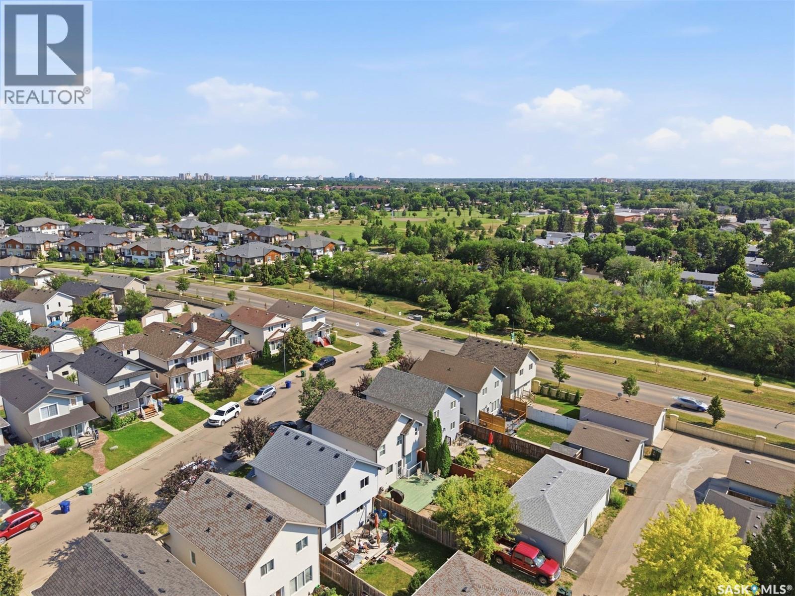 523 Denham Way, Saskatoon, SK - Outdoor With View