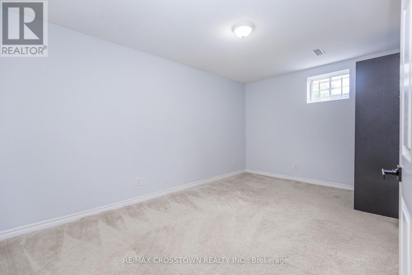 1 Lang Drive, Barrie, ON - Indoor Photo Showing Other Room