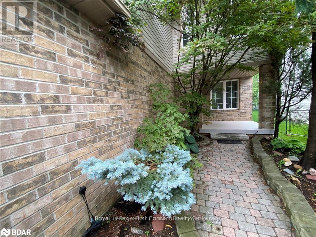 41 Copeman Crescent, Barrie, ON - Outdoor