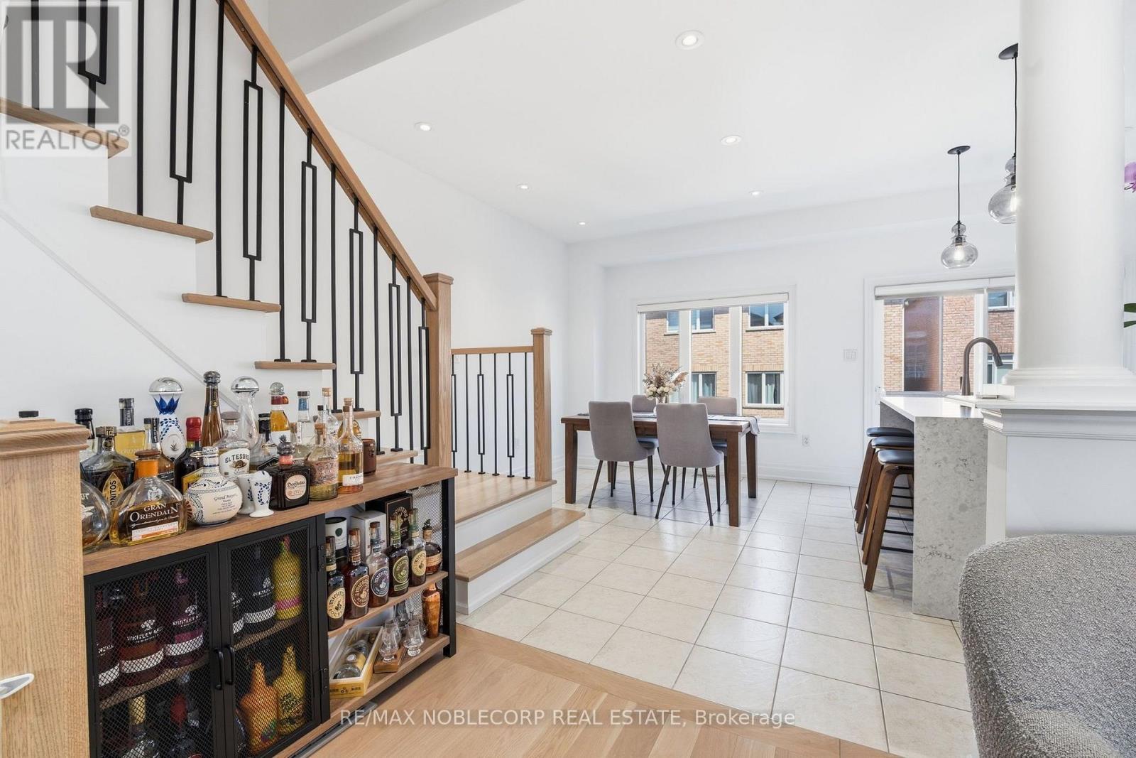 44 Lou Pomanti Street, Toronto, ON - Indoor