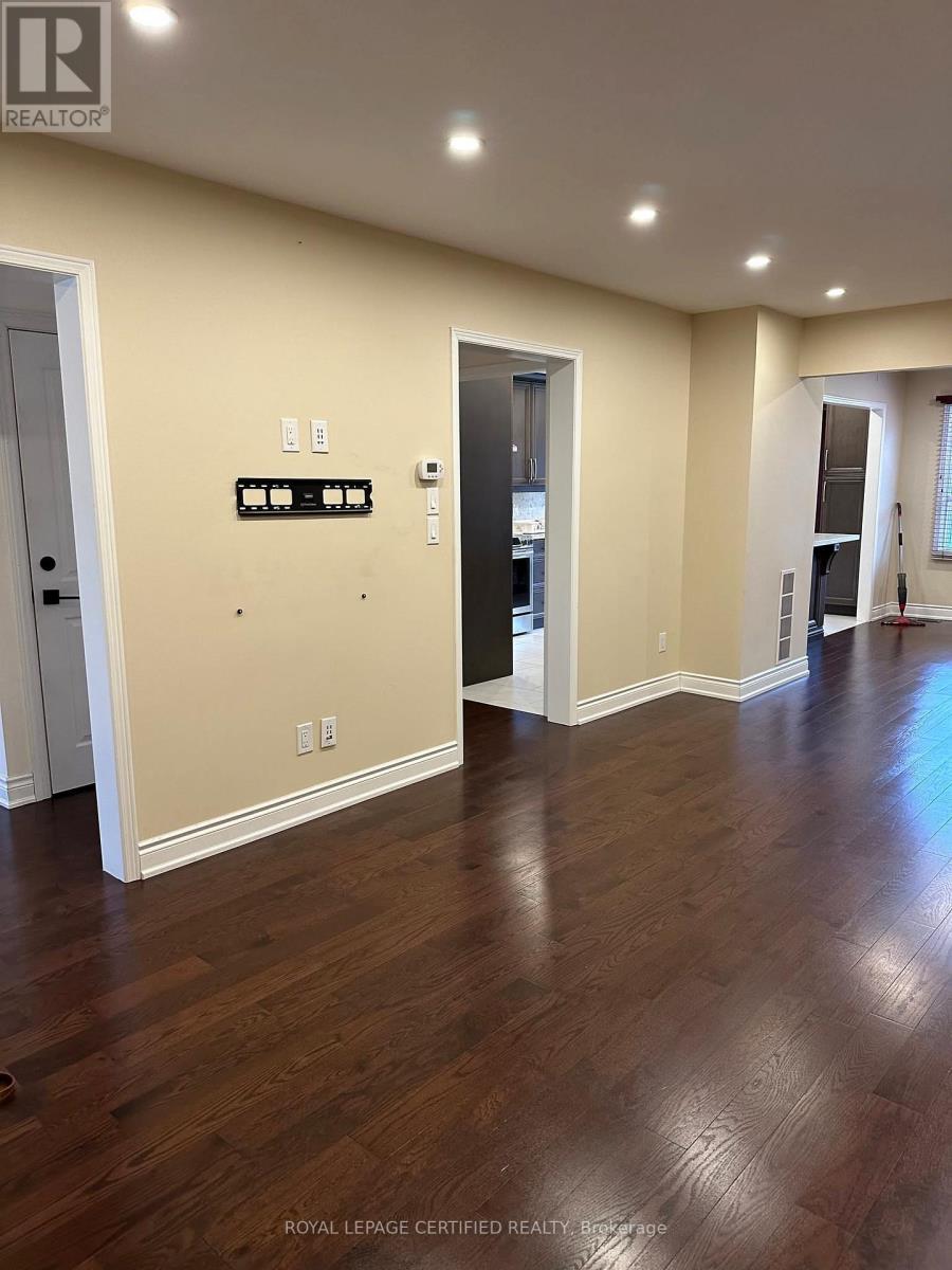 Main - 210 Ecclestone Drive, Brampton, ON - Indoor