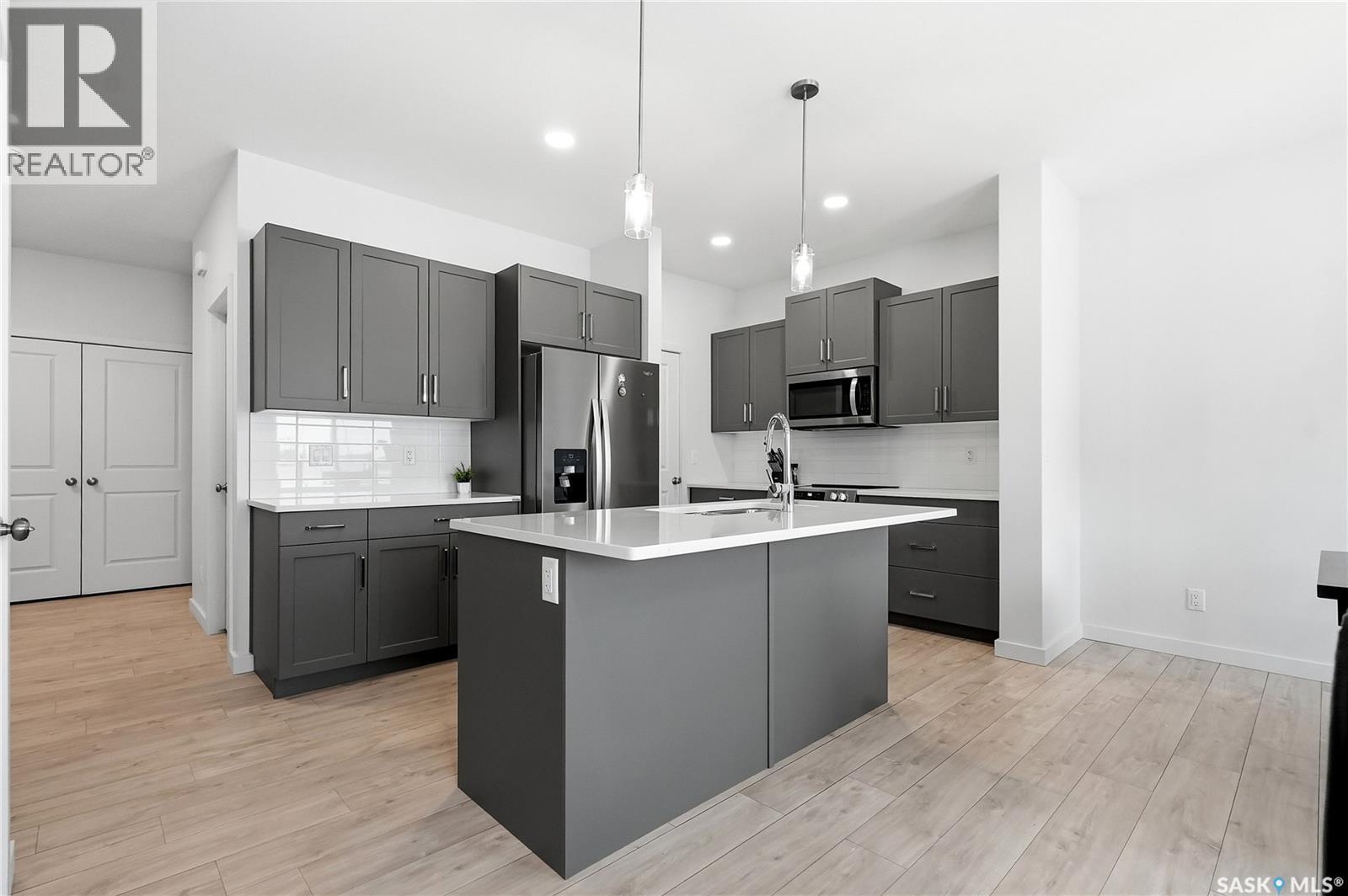 246 Katz Court, Saskatoon, SK