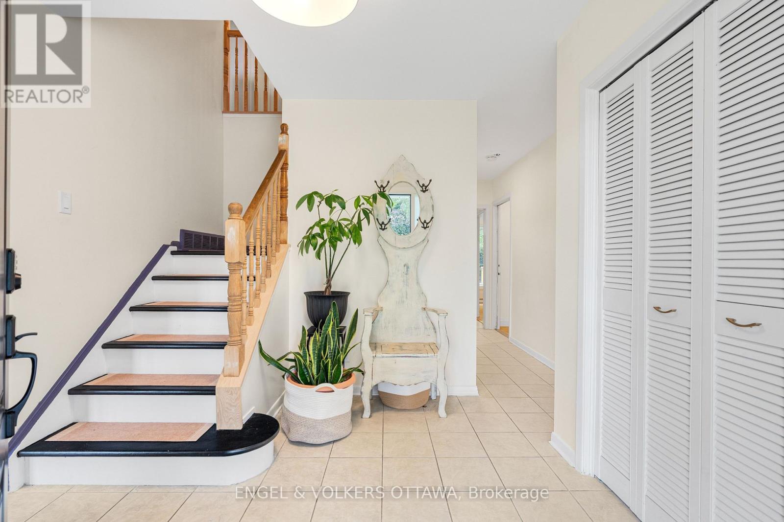 2343 Whitehaven Crescent, Ottawa, ON - Indoor Photo Showing Other Room