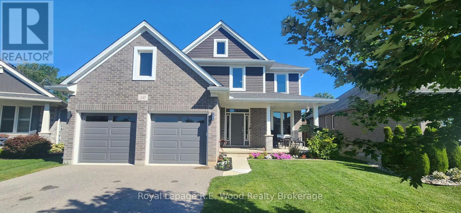 249 Wilson Avenue, Tillsonburg, ON - Outdoor With Facade