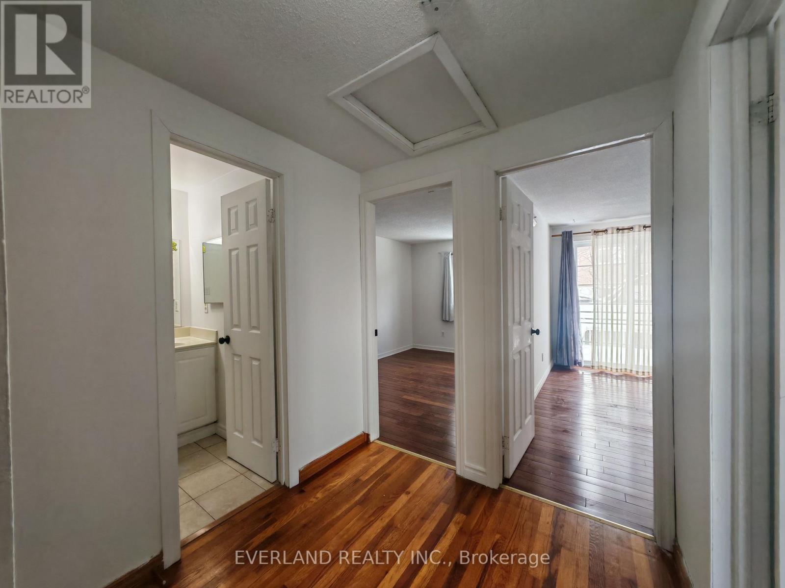 18 Camberley Court, Toronto, ON - Indoor Photo Showing Other Room