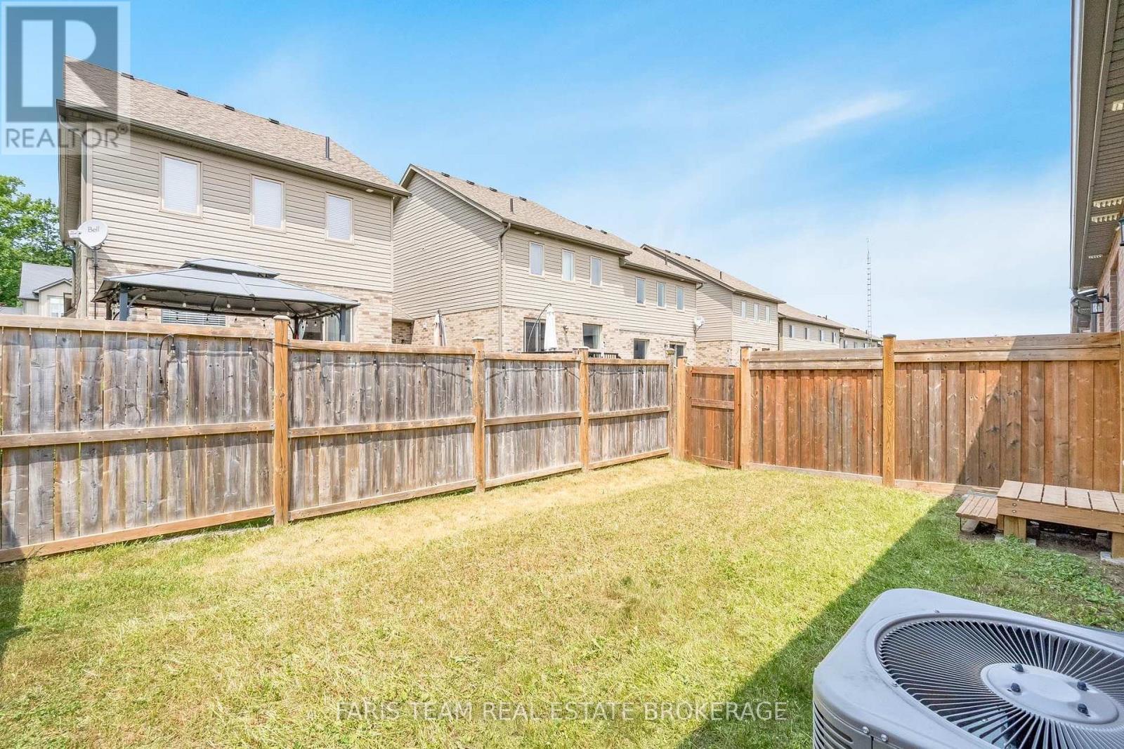 1016 Wright Drive, Midland, ON - Outdoor With Exterior