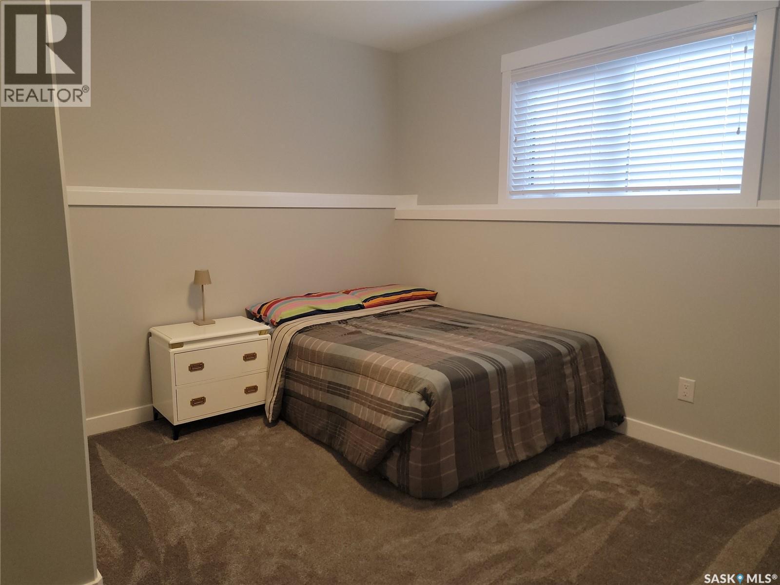 626 Kinloch Crescent, Saskatoon, SK - Indoor Photo Showing Bedroom