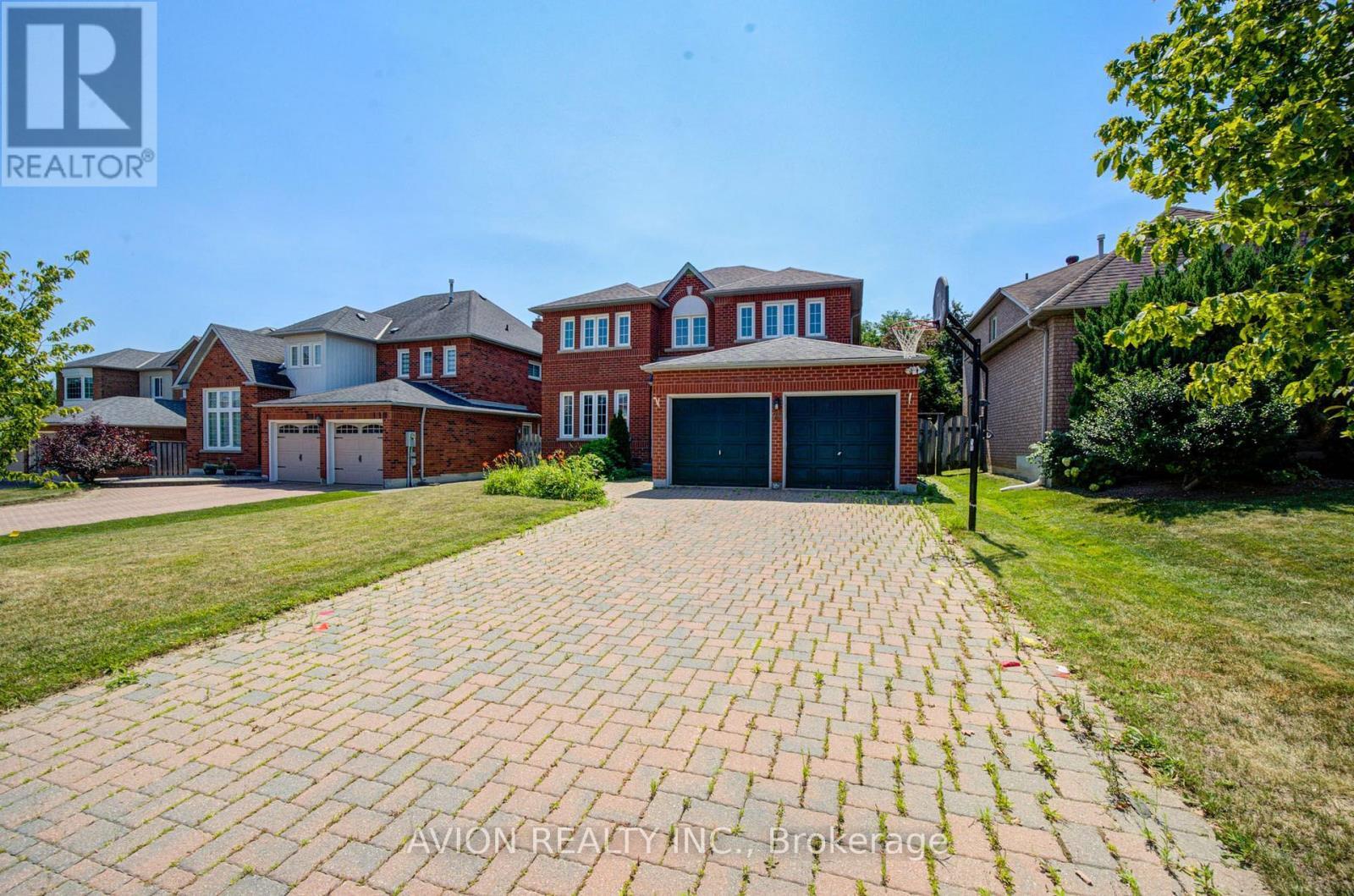 29 Charrington Crescent, Markham, ON - Outdoor