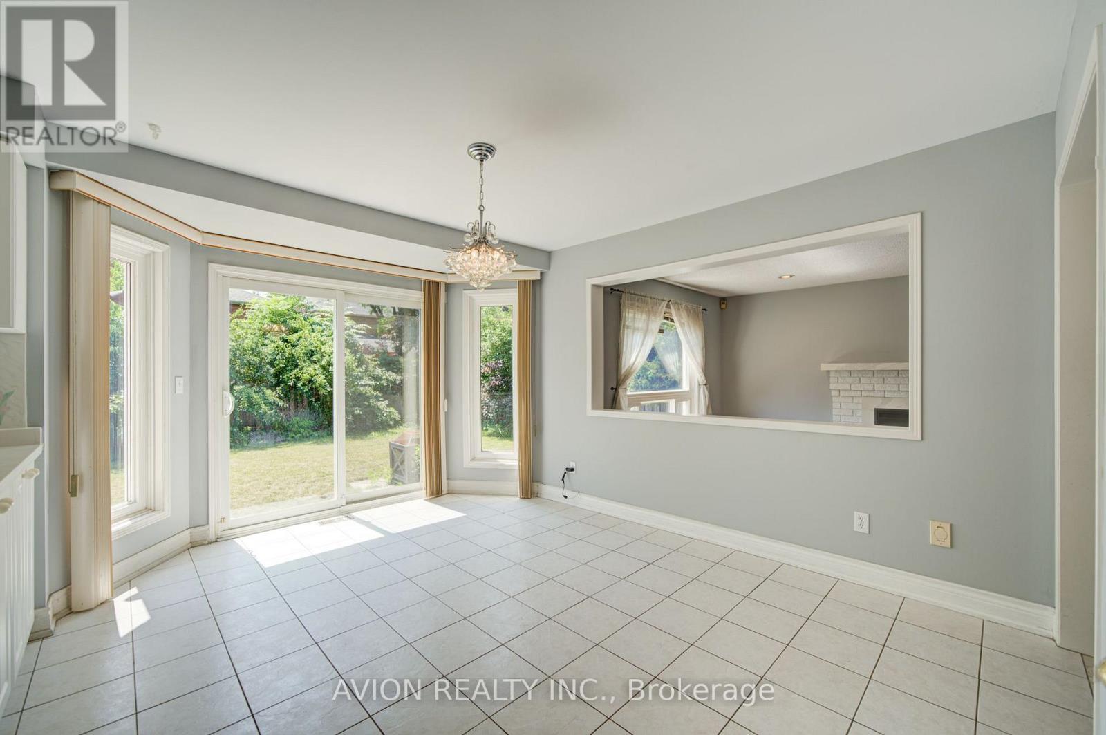 29 Charrington Crescent, Markham, ON - Indoor Photo Showing Other Room