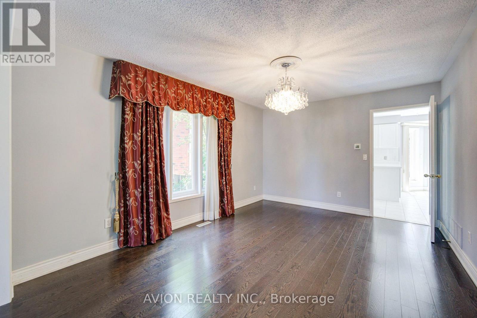 29 Charrington Crescent, Markham, ON - Indoor Photo Showing Other Room