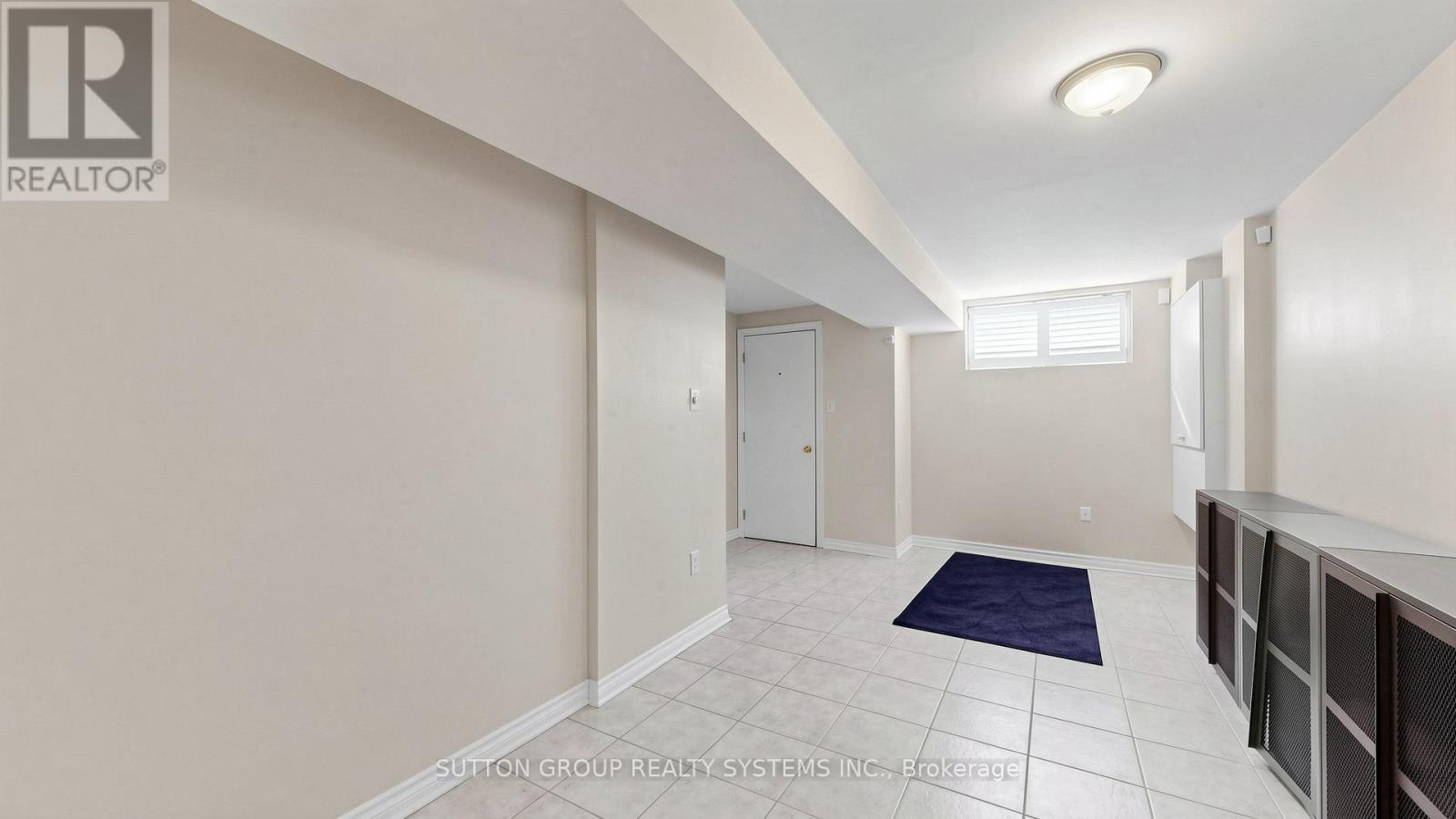 2138 Eglinton Avenue W, Toronto, ON - Indoor