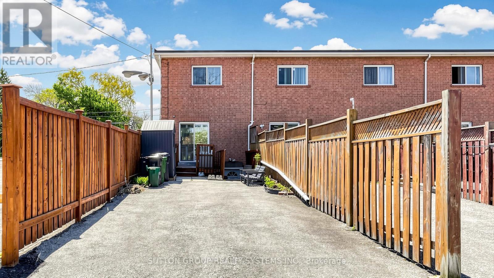 2138 Eglinton Avenue W, Toronto, ON - Outdoor With Exterior