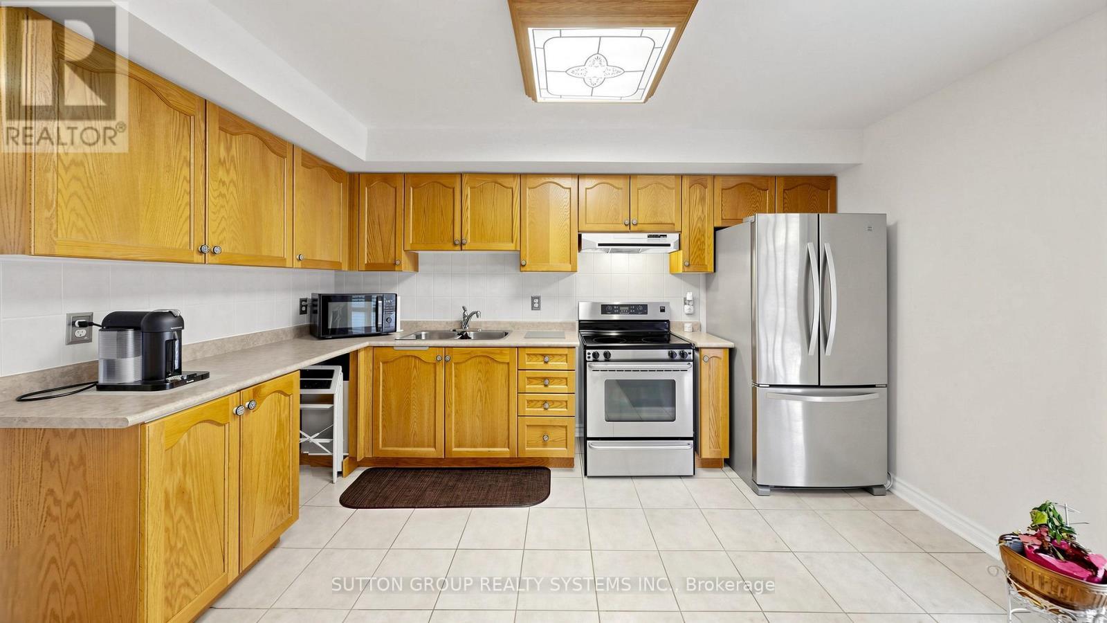 2138 Eglinton Avenue W, Toronto, ON - Indoor Photo Showing Kitchen With Double Sink