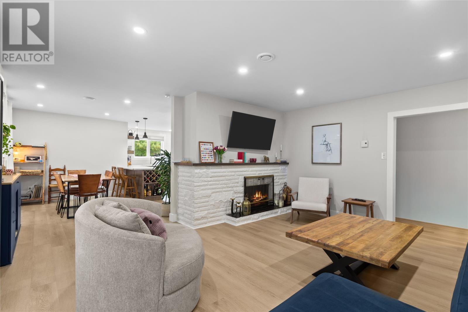 20 Thorburn Road, St. John'S, NL - Indoor With Fireplace