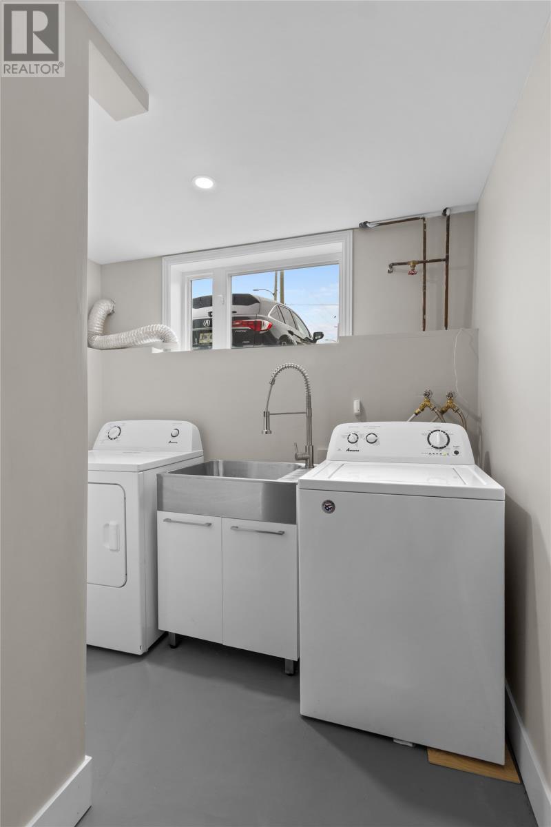 20 Thorburn Road, St. John'S, NL - Indoor Photo Showing Laundry Room