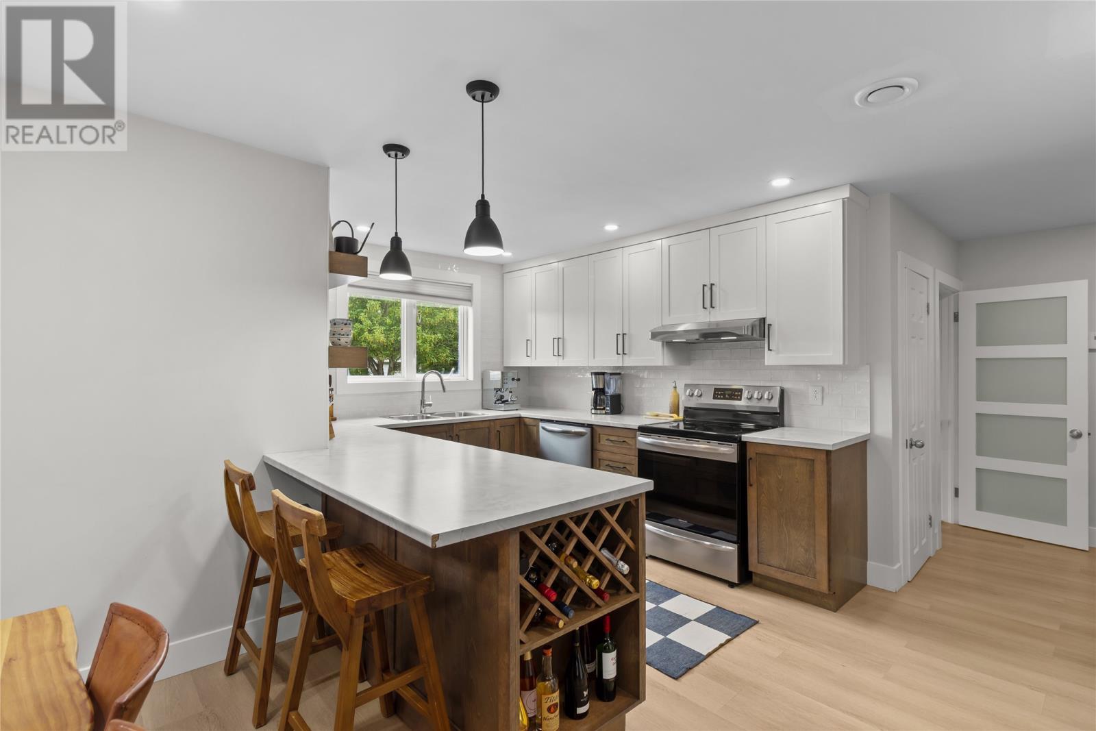 20 Thorburn Road, St. John'S, NL - Indoor Photo Showing Kitchen