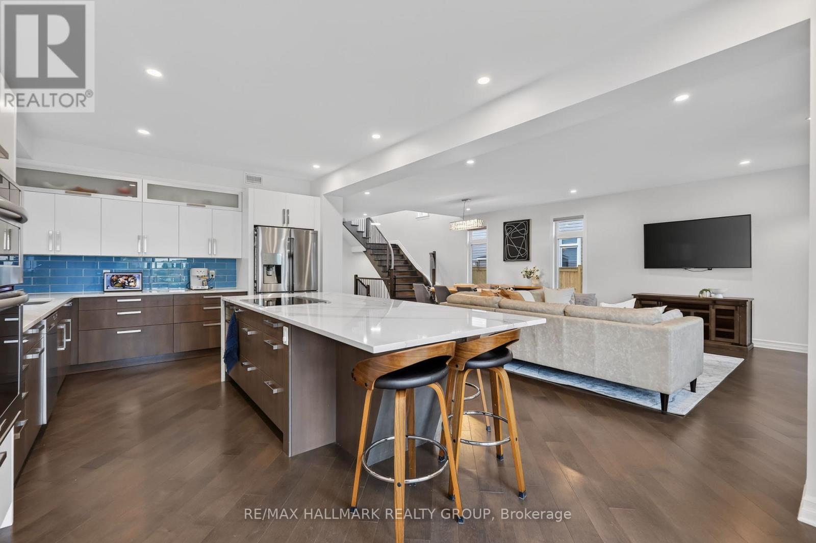 878 Excursion Way, Ottawa, ON - Indoor Photo Showing Kitchen