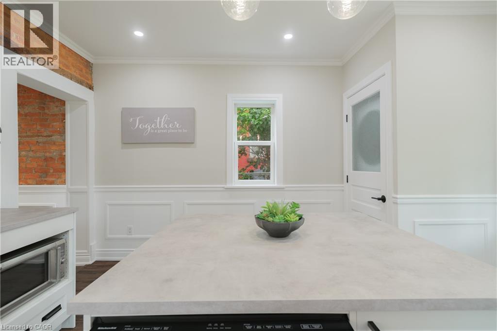 46 Murray Street E, Hamilton, ON - Indoor Photo Showing Other Room