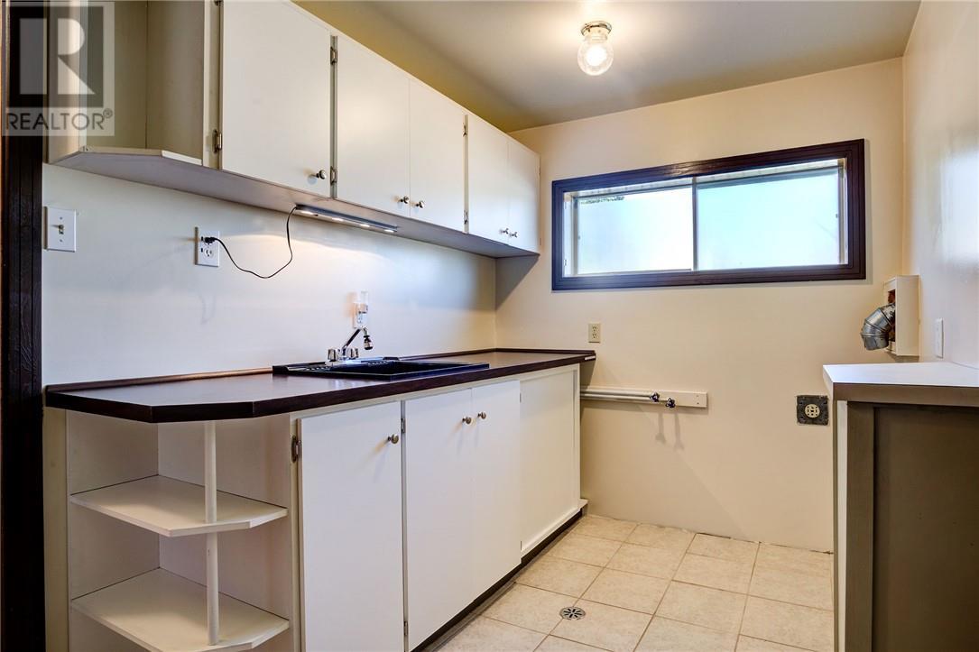 224 Third Avenue, Sudbury, ON - Indoor
