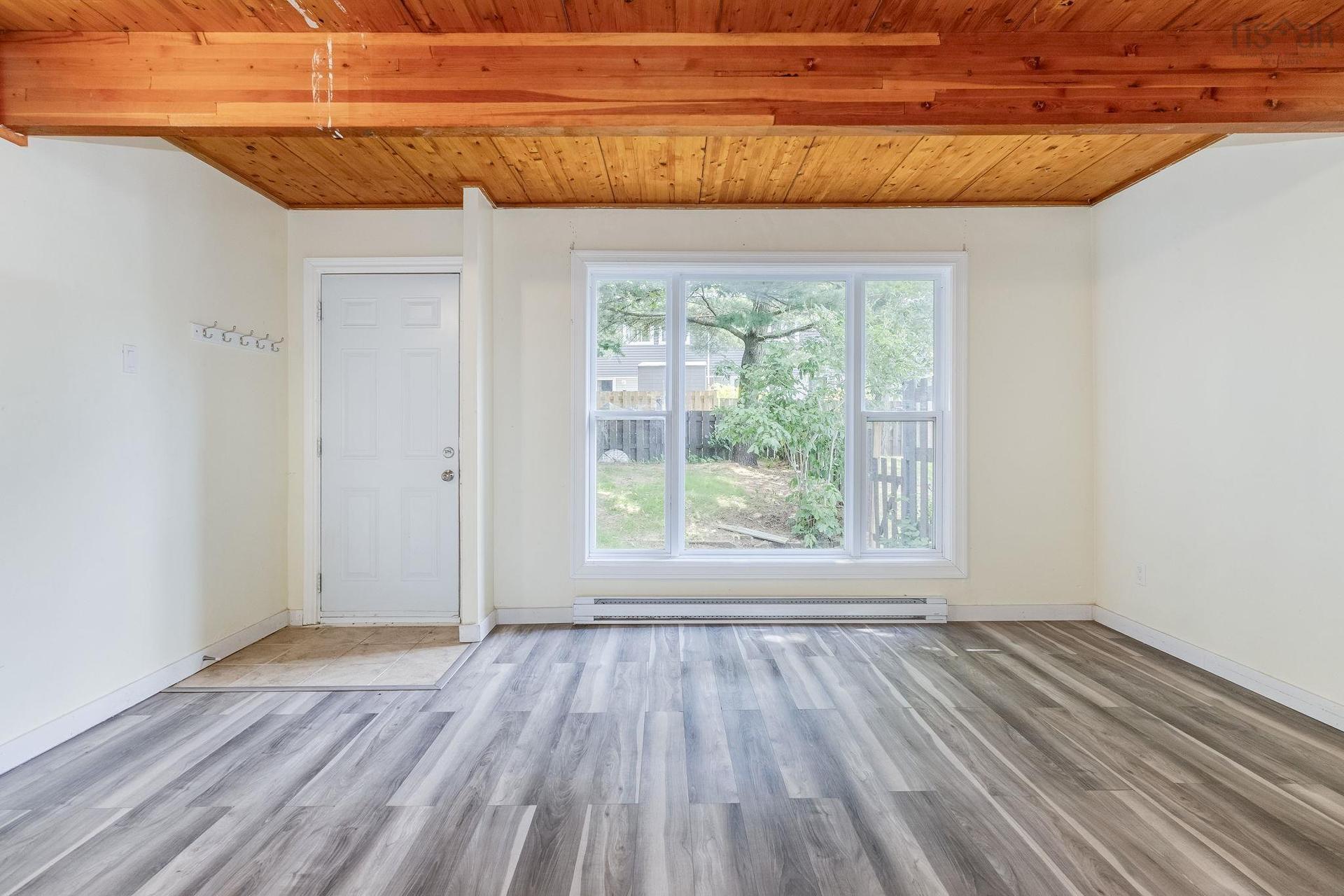 72 Cavendish Road, Halifax, NS - Indoor Photo Showing Other Room