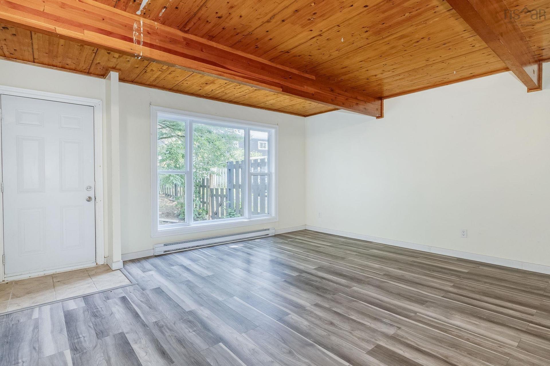 72 Cavendish Road, Halifax, NS - Indoor Photo Showing Other Room