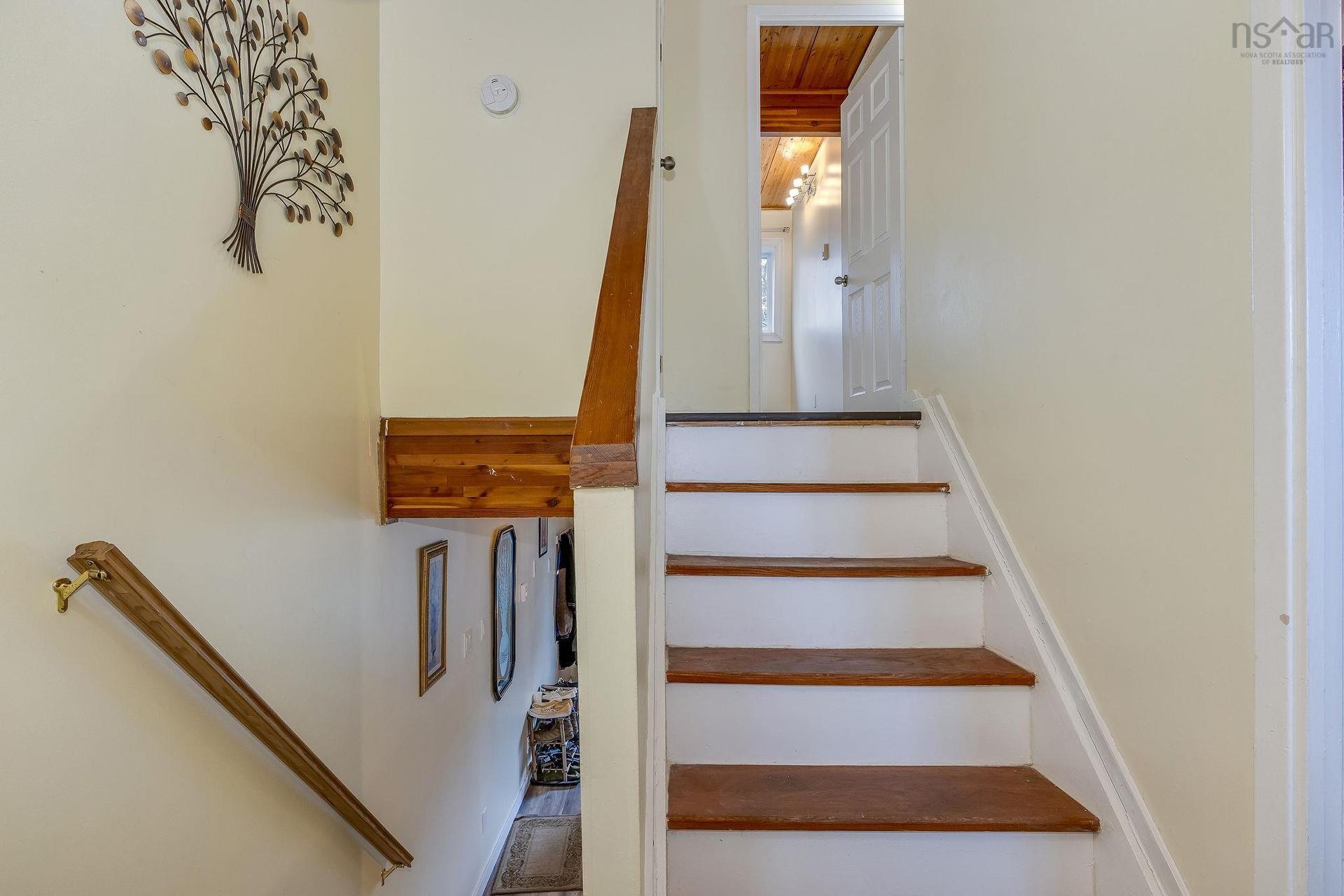 72 Cavendish Road, Halifax, NS - Indoor Photo Showing Other Room