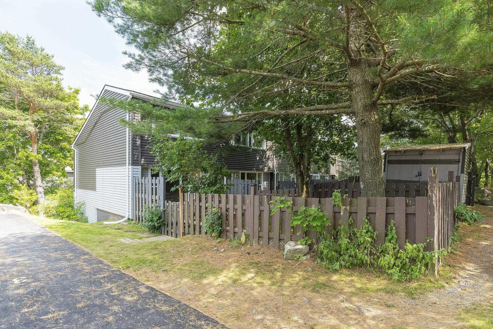 72 Cavendish Road, Halifax, NS - Outdoor