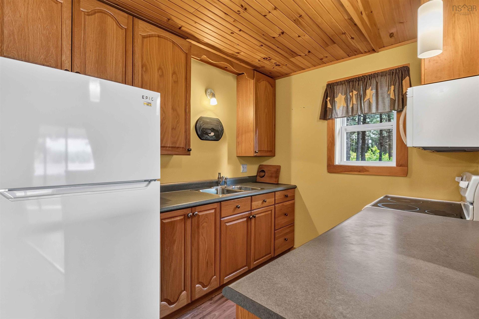 159 Jims Boulder Road, North Range, NS - Indoor Photo Showing Kitchen With Double Sink