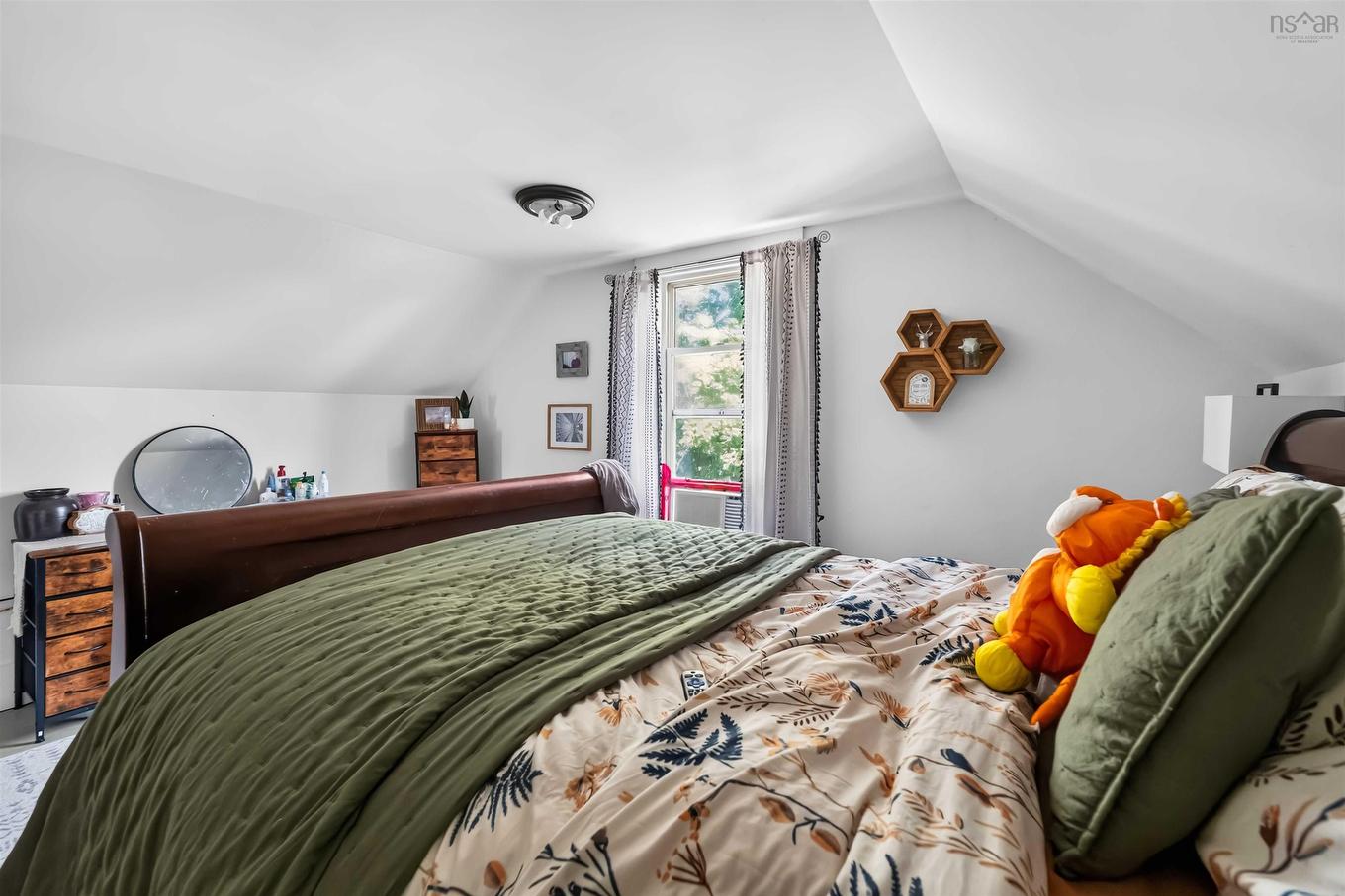 252 Main Street, Berwick, NS - Indoor Photo Showing Bedroom