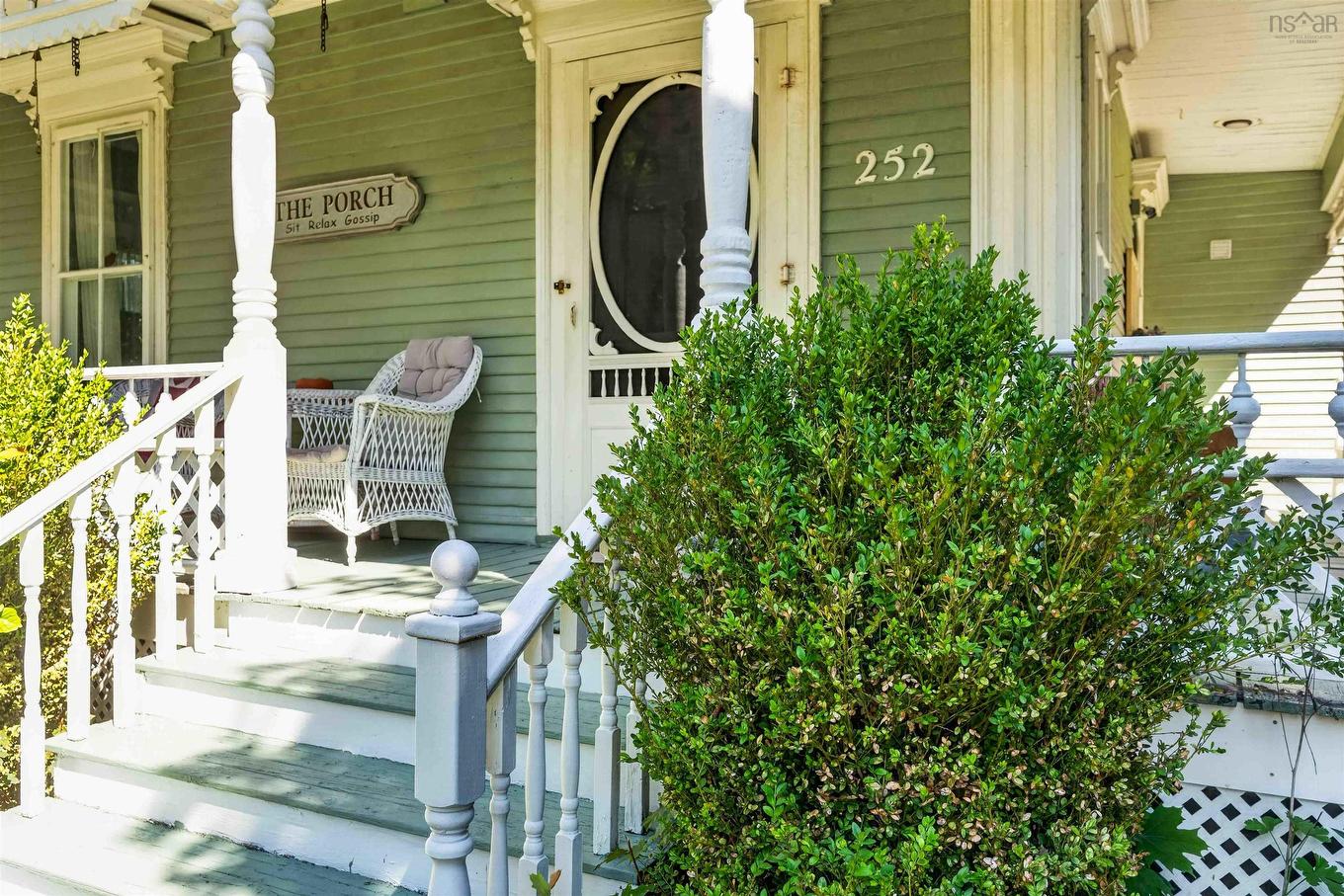 252 Main Street, Berwick, NS - Outdoor