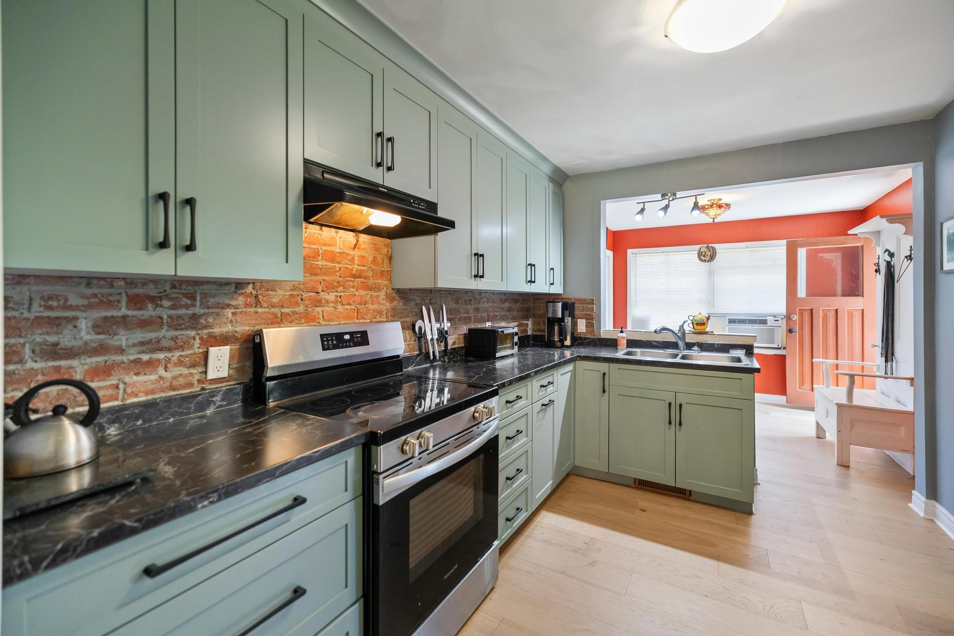 36 Bonavista Drive, Cornwall, PE - Indoor Photo Showing Kitchen With Double Sink