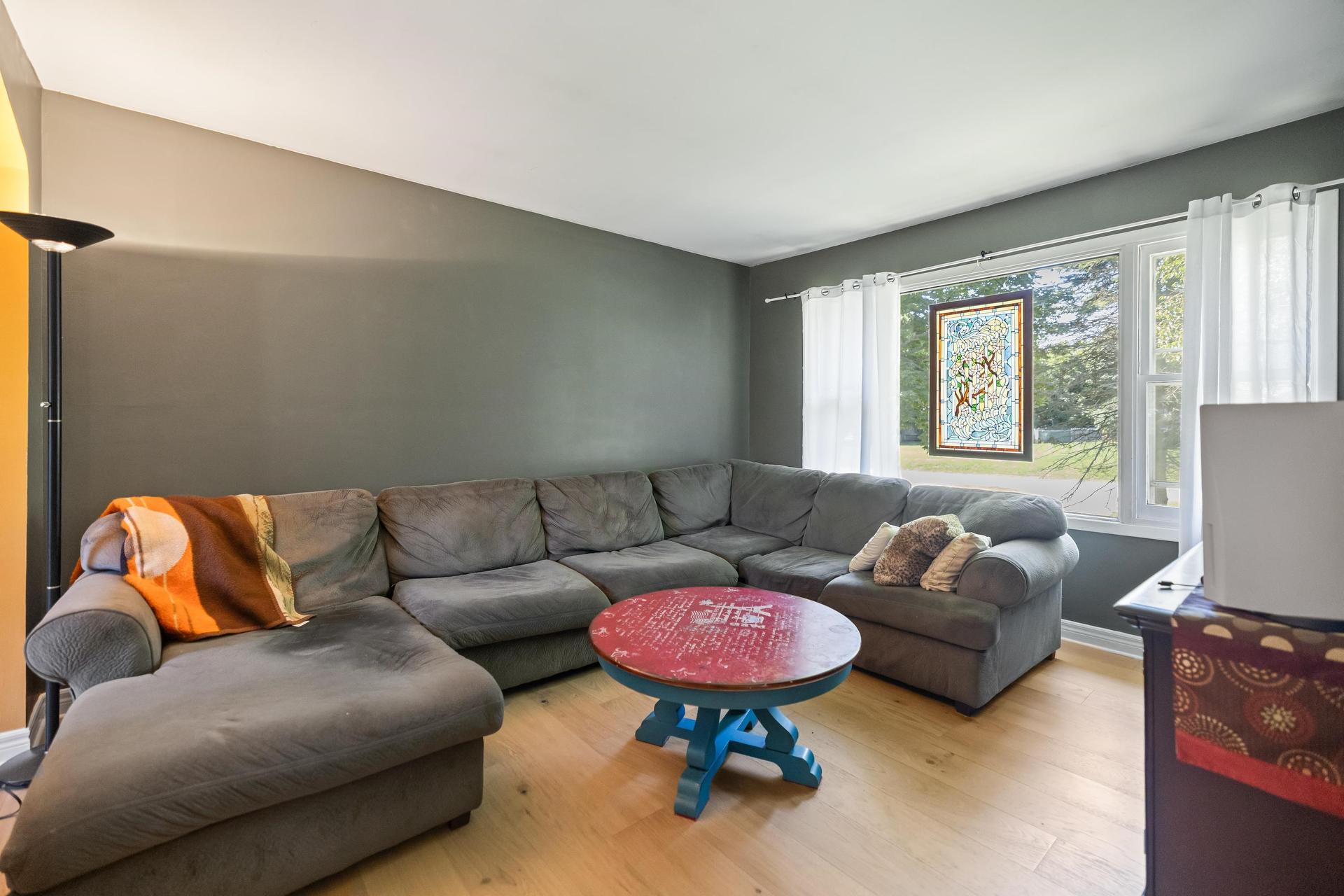 36 Bonavista Drive, Cornwall, PE - Indoor Photo Showing Living Room