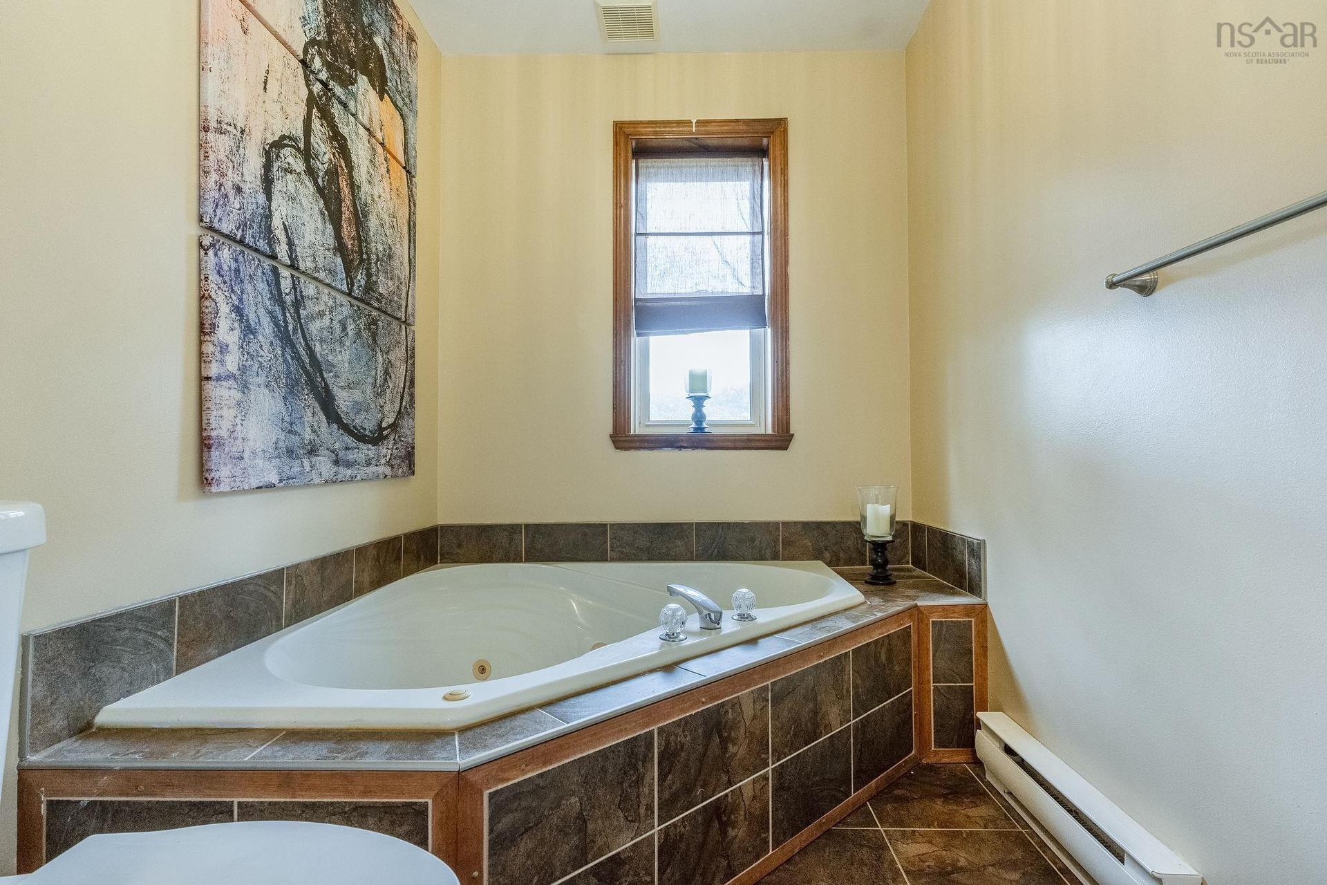 1040 Vault Road, Forest Glade, NS - Indoor Photo Showing Bathroom