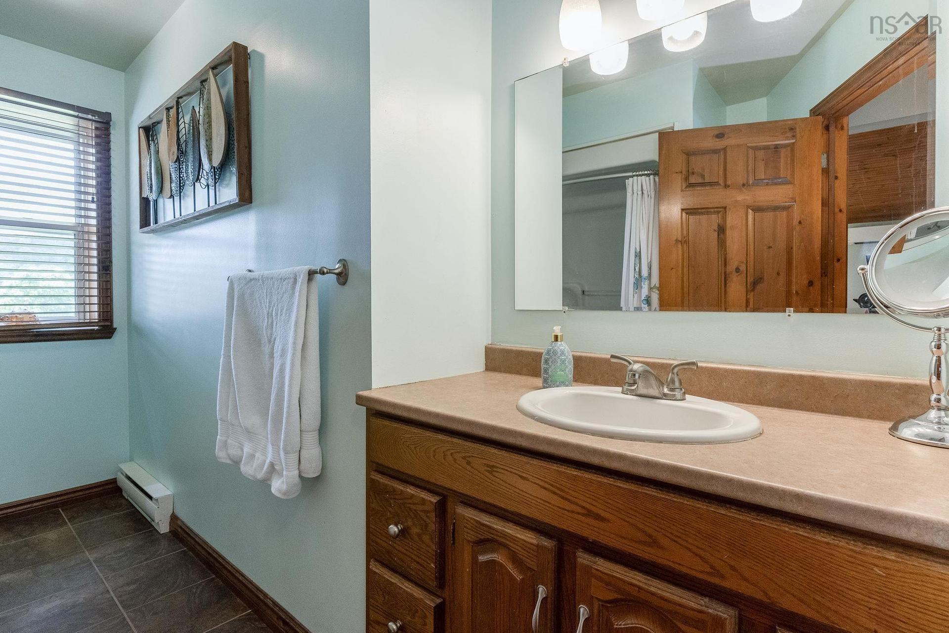 1040 Vault Road, Forest Glade, NS - Indoor Photo Showing Bathroom