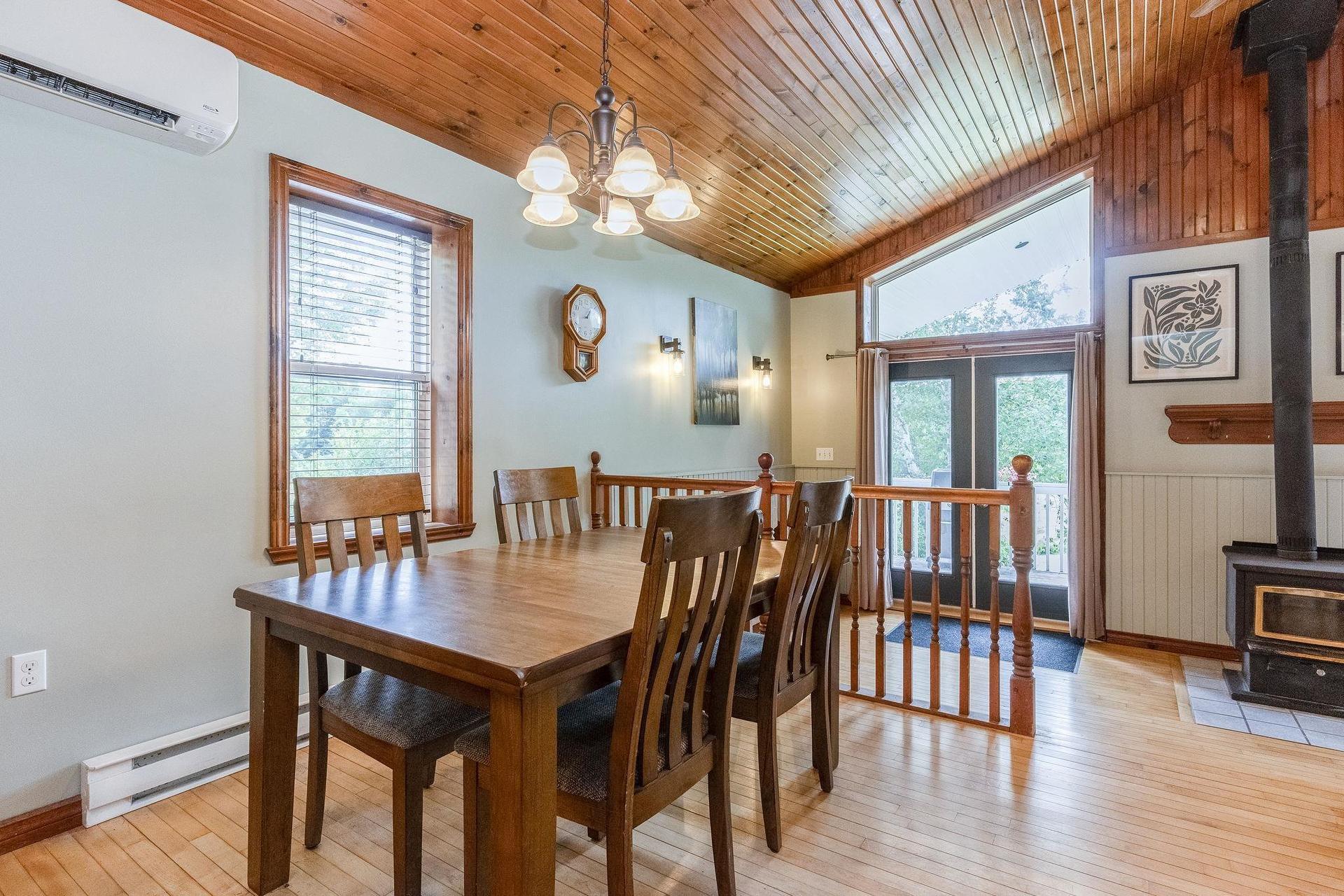 1040 Vault Road, Forest Glade, NS - Indoor Photo Showing Dining Room