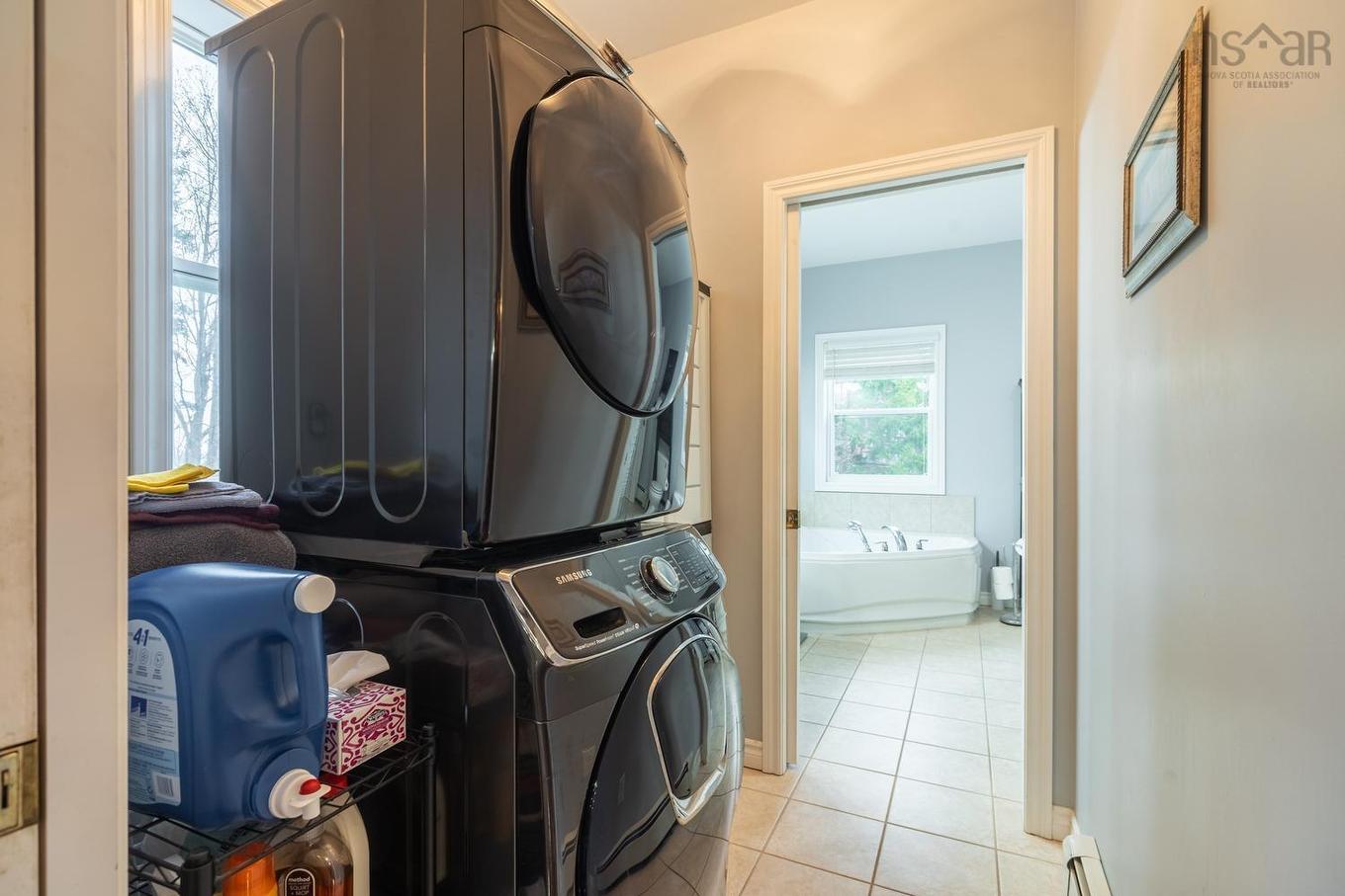10 Sylvania Terrace, Hammonds Plains, NS - Indoor Photo Showing Laundry Room