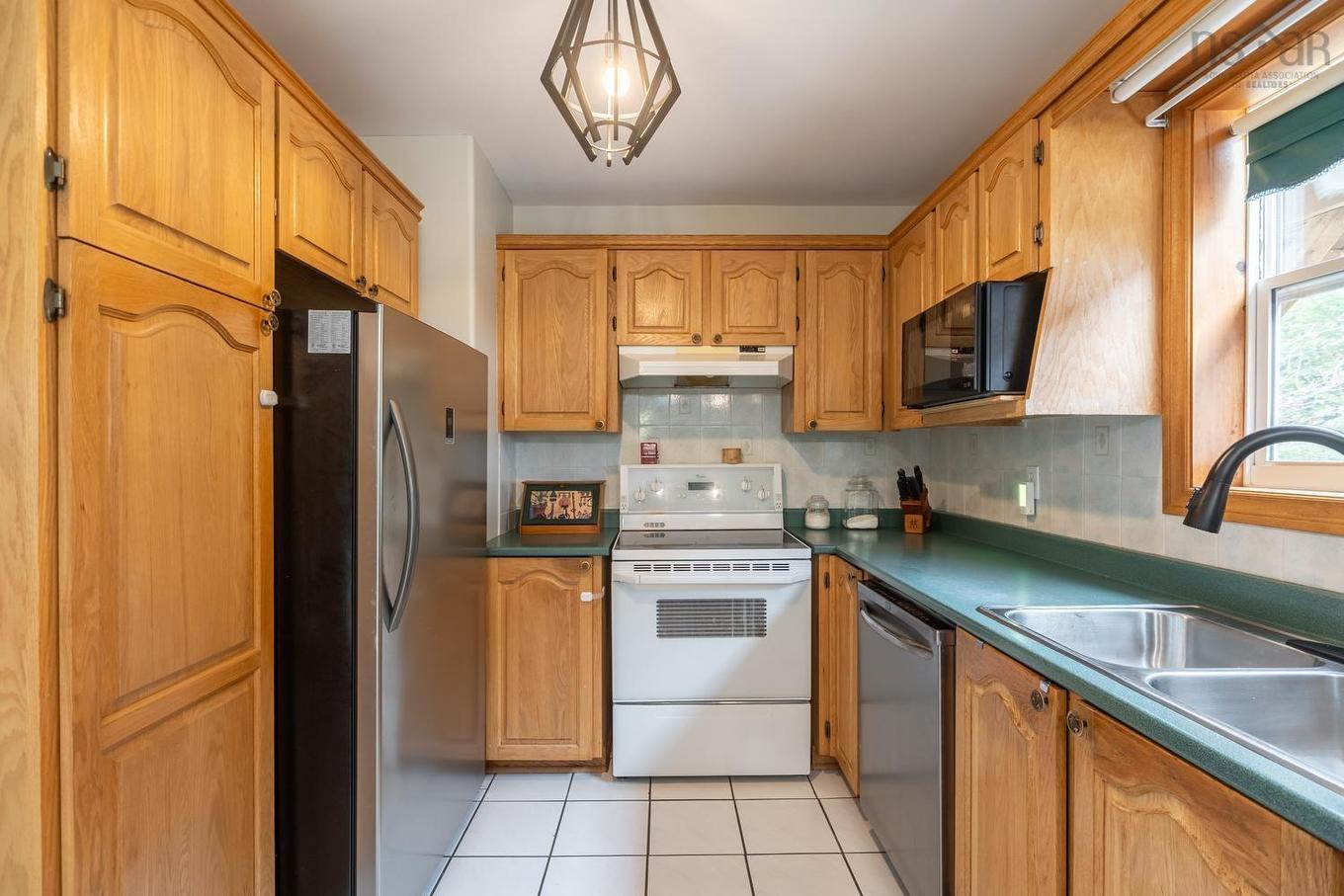 10 Sylvania Terrace, Hammonds Plains, NS - Indoor Photo Showing Kitchen With Double Sink
