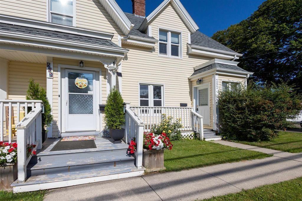 250-252 Central Street, Summerside, PE - Outdoor