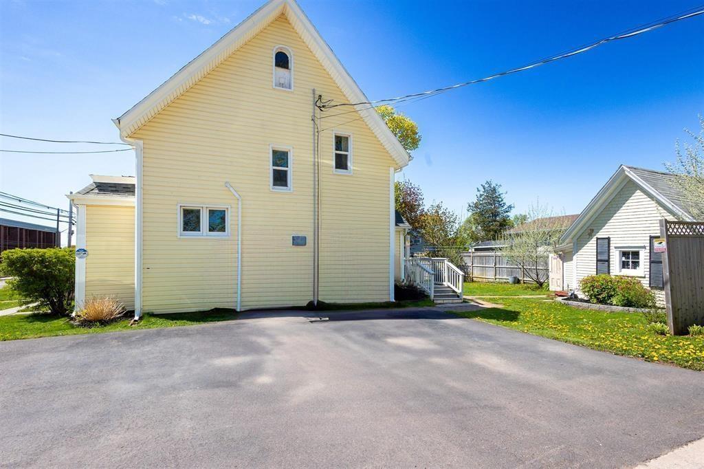 250-252 Central Street, Summerside, PE - Outdoor