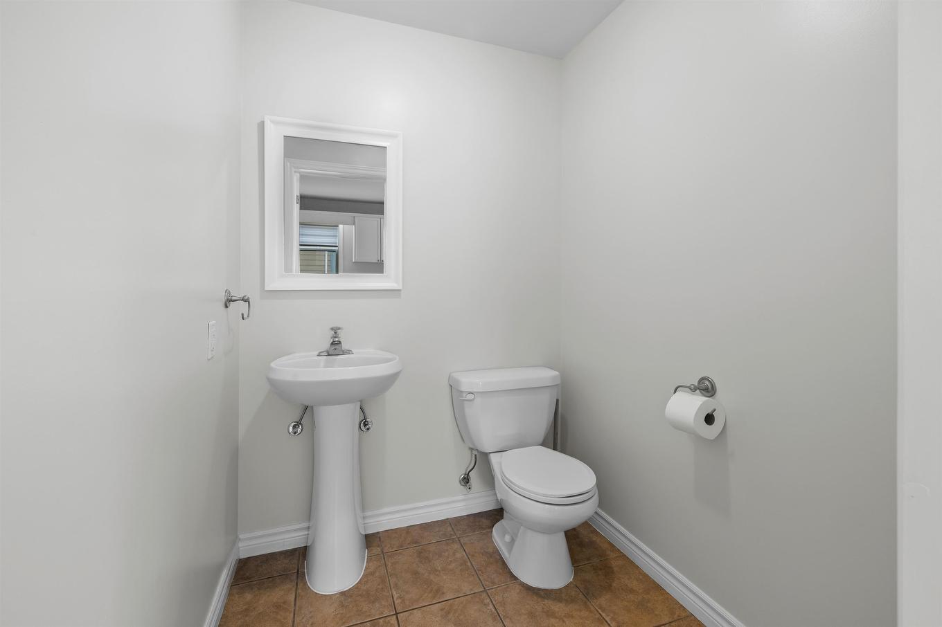 1 Deblois Street, Charlottetown, PE - Indoor Photo Showing Bathroom