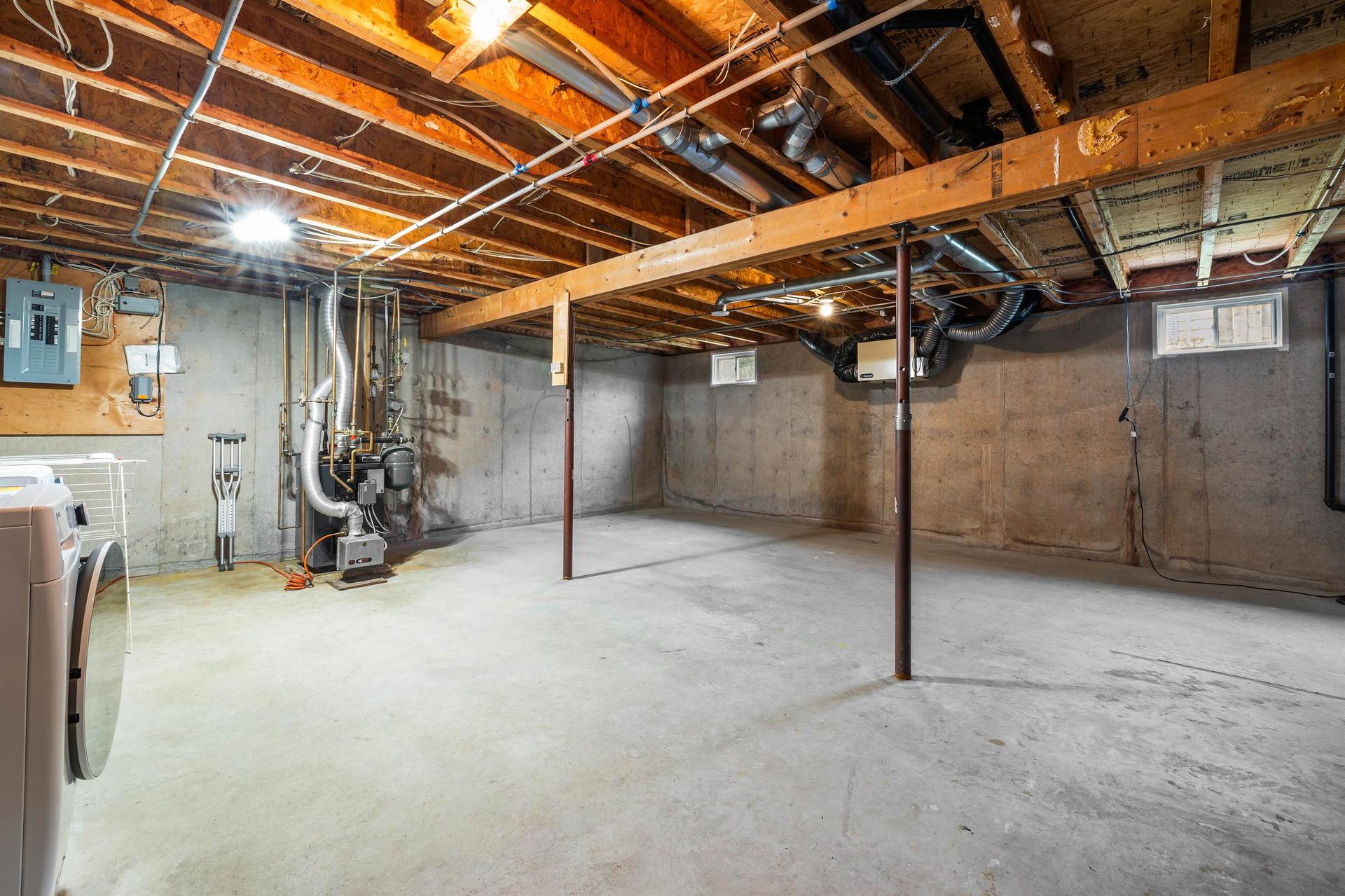 1 Deblois Street, Charlottetown, PE - Indoor Photo Showing Basement