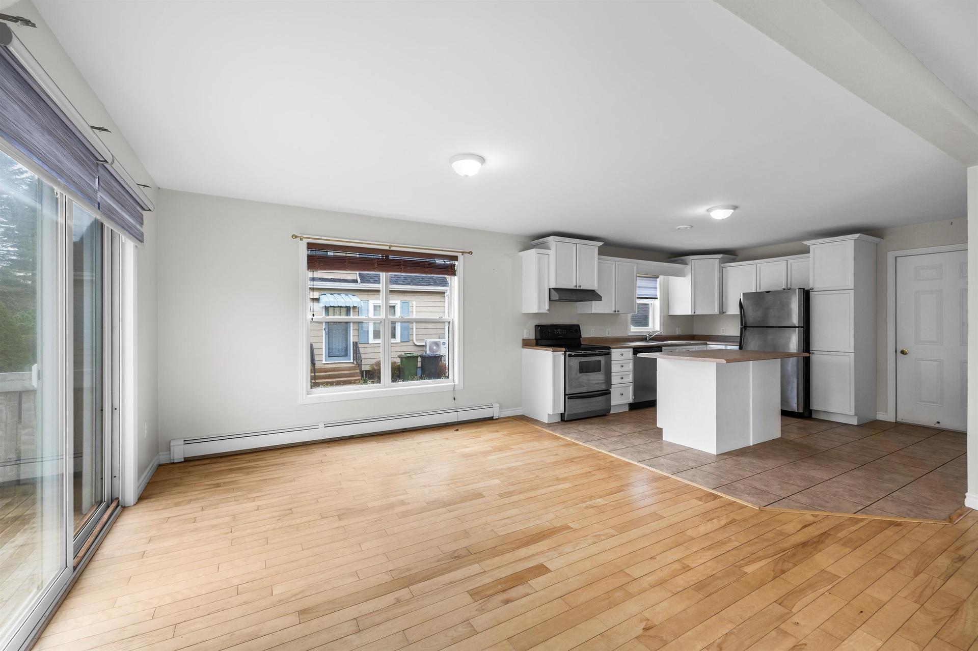 1 Deblois Street, Charlottetown, PE - Indoor Photo Showing Kitchen