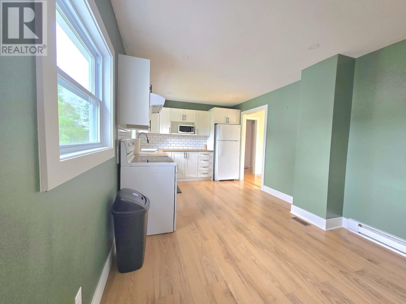 4 Second Avenue, Bishop'S Falls, NL - Indoor Photo Showing Kitchen