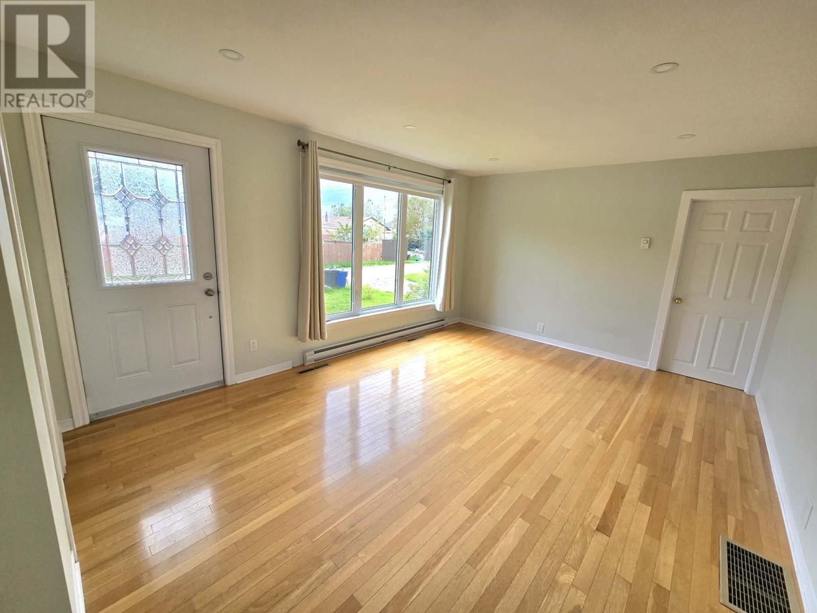 4 Second Avenue, Bishop'S Falls, NL - Indoor Photo Showing Other Room
