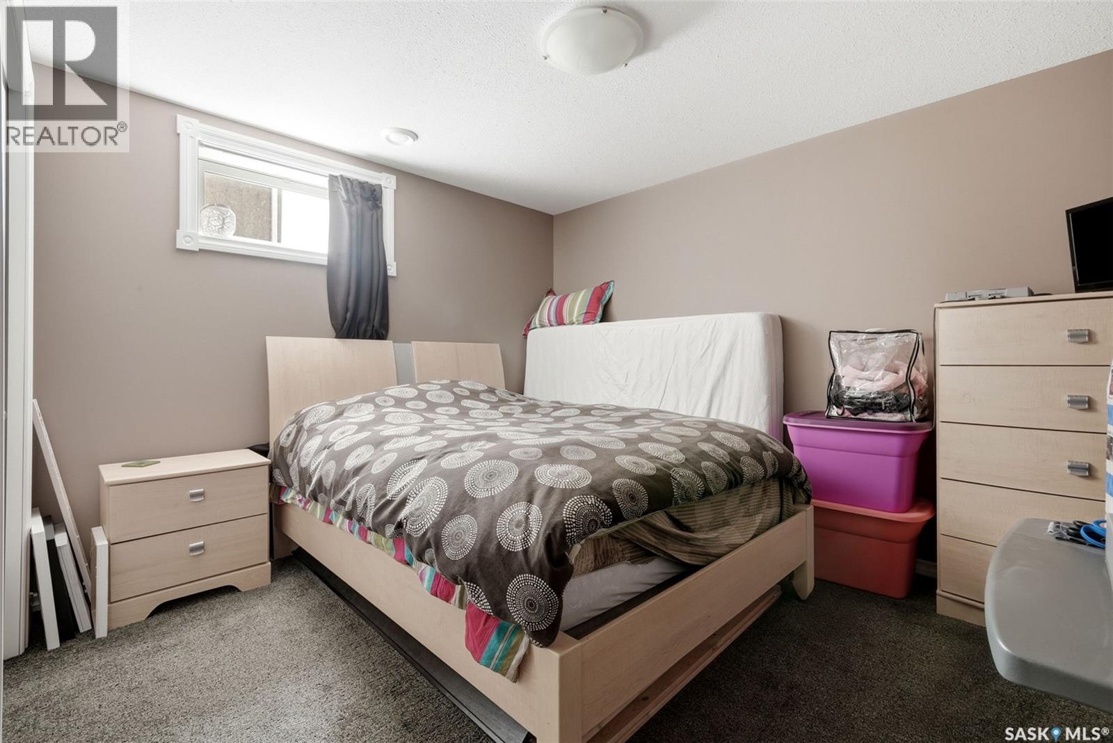 54 Qu'Appelle Crescent, Balgonie, SK - Indoor Photo Showing Bedroom