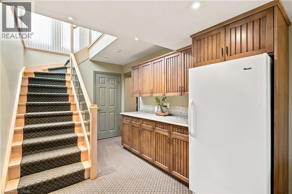 290 Bridgeport Road E, Waterloo, ON - Indoor Photo Showing Other Room